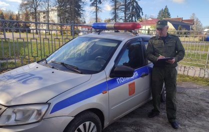 В Трубчевском районе Брянской области вынесен приговор местному жителю по обвинению в покушении на дачу взятки сотрудникам полиции